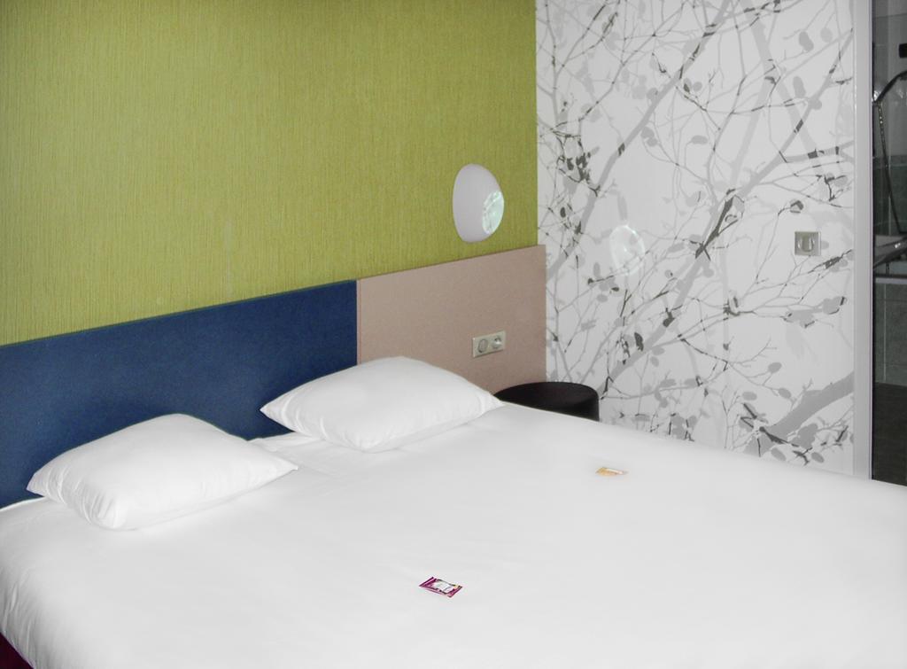 Hotel Ibis Styles Perigueux Trélissac Zimmer foto